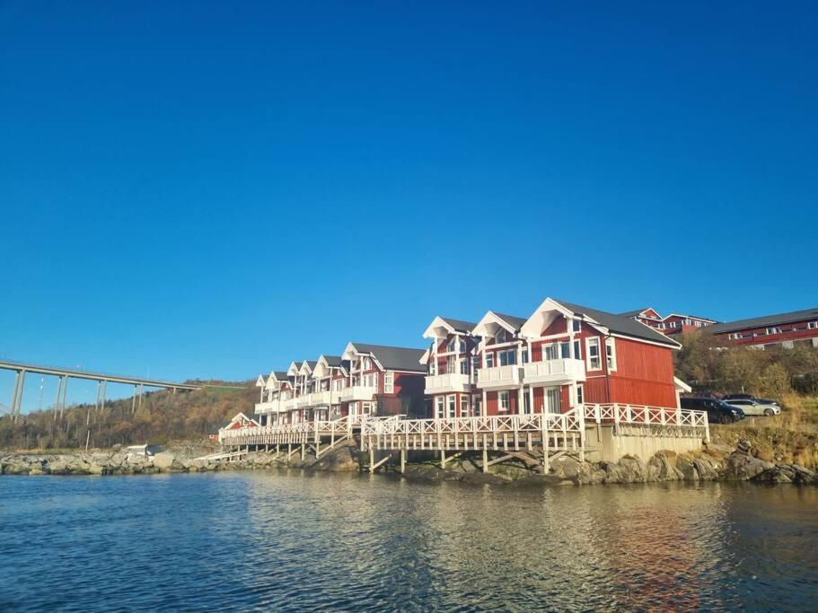 Sjohus Ved Tjeldsundet - House By The Sea * Evenskjer